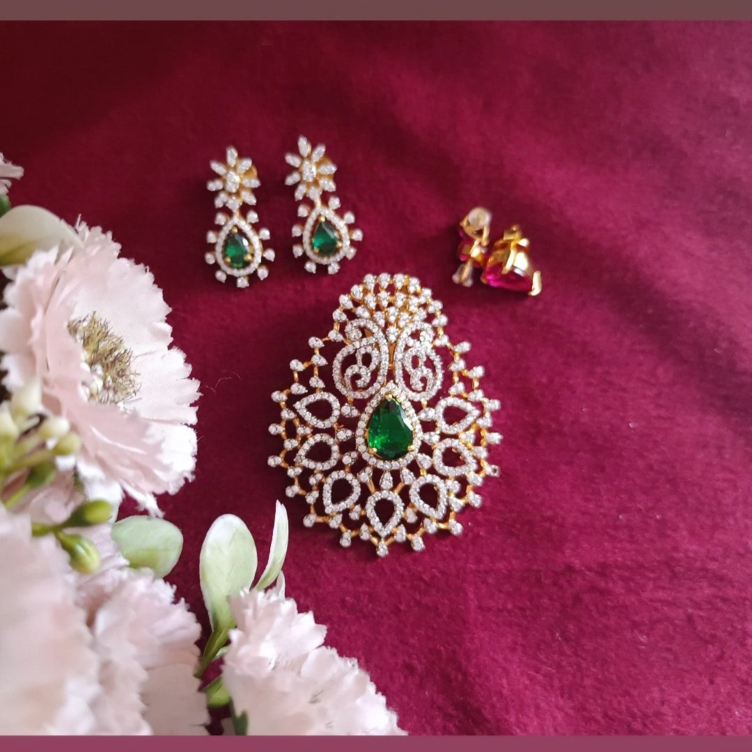 SST 291+162X | PENDANT & EARRINGS SET