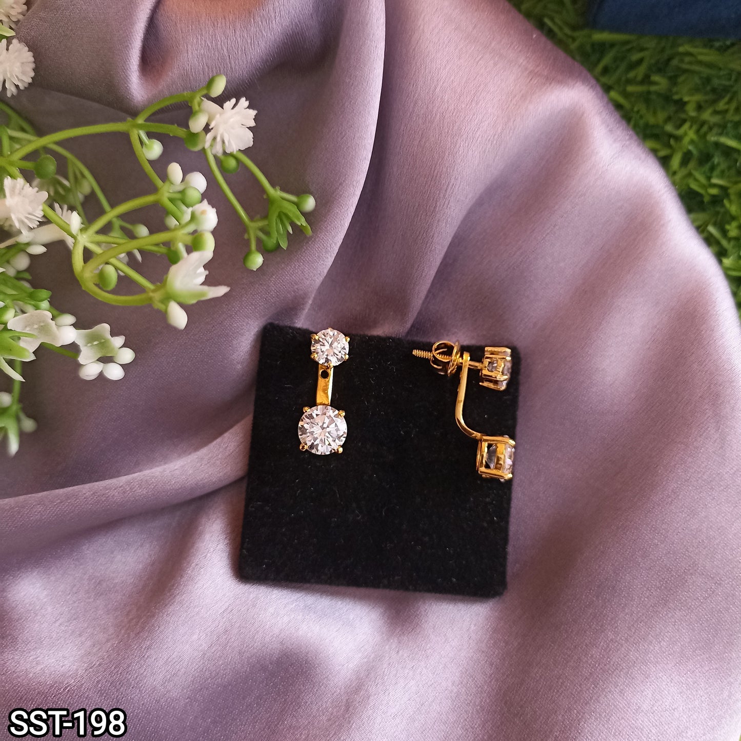 SST 198 | BUTTON EARRING WITH SCREW SAFETY DIAMOND EARRING