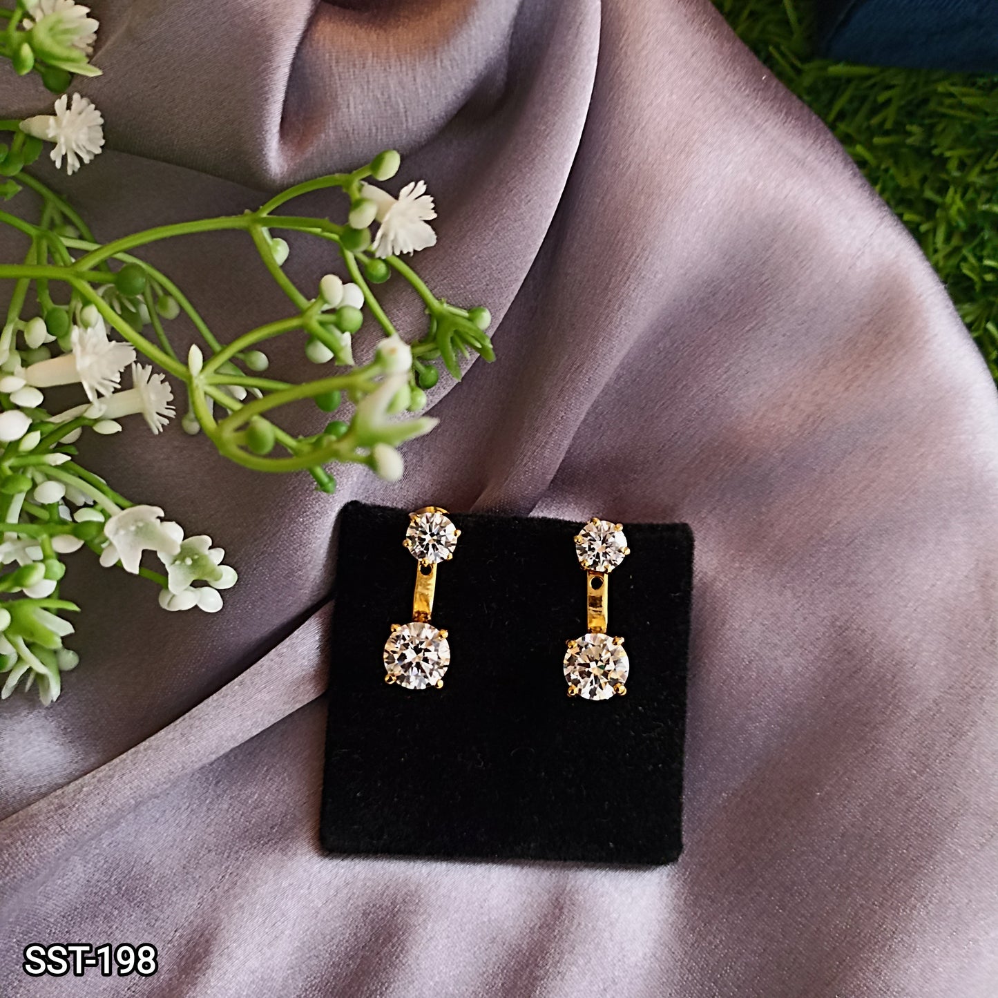SST 198 | BUTTON EARRING WITH SCREW SAFETY DIAMOND EARRING