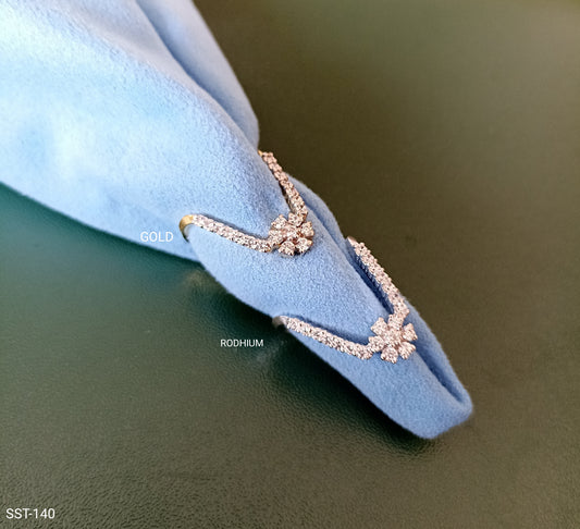 SST 140 | FLORAL ELEGANCE DIAMOND VANKI RING