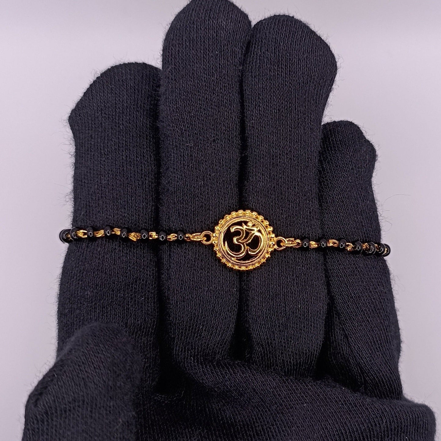 DIVINE OM SILVER BABY NAZARIYA BRACELET