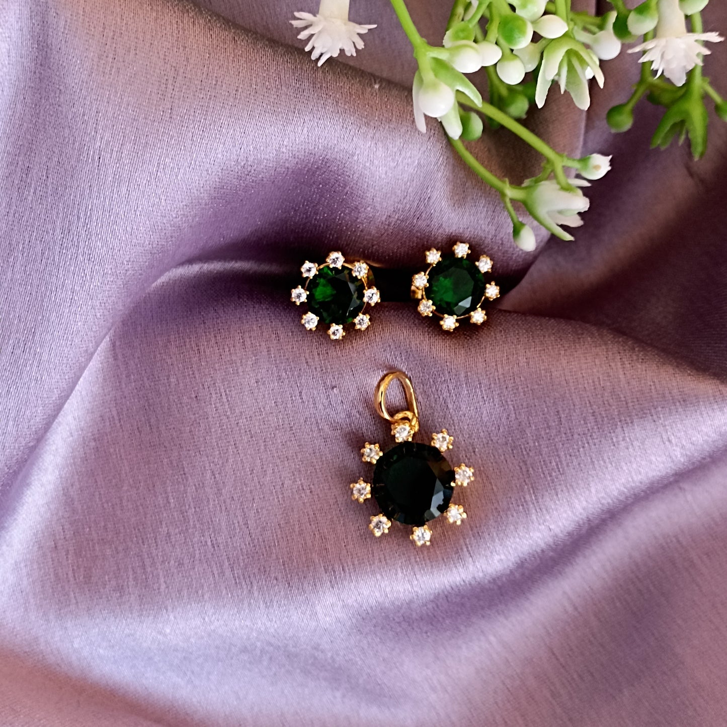 SST 123 | VIBRANT RUBY DIAMOND JEWEL SET