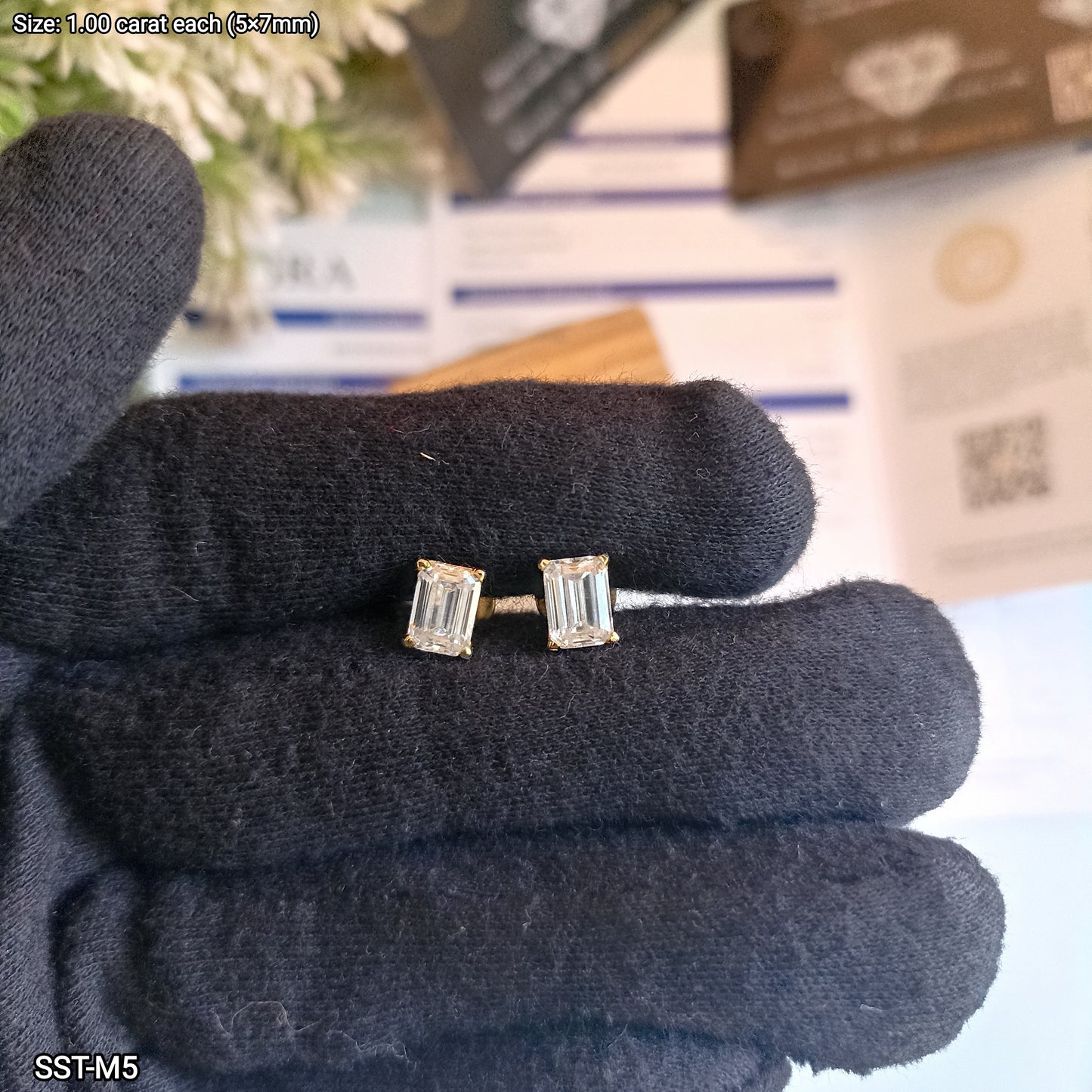 M5 MOISSANITE EARRING