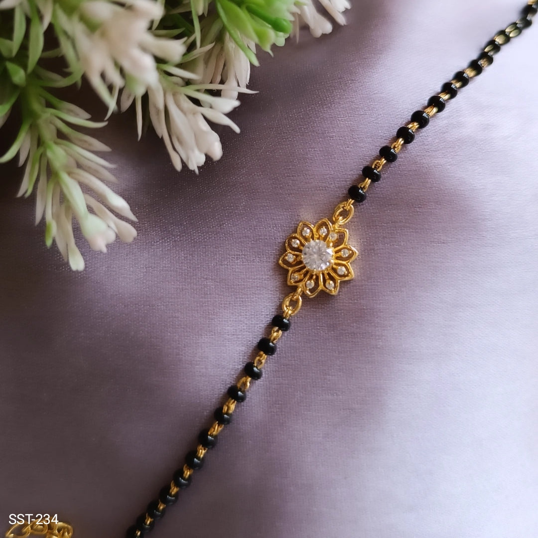 SST 234 | FLORAL HAND MANGALSUTRA