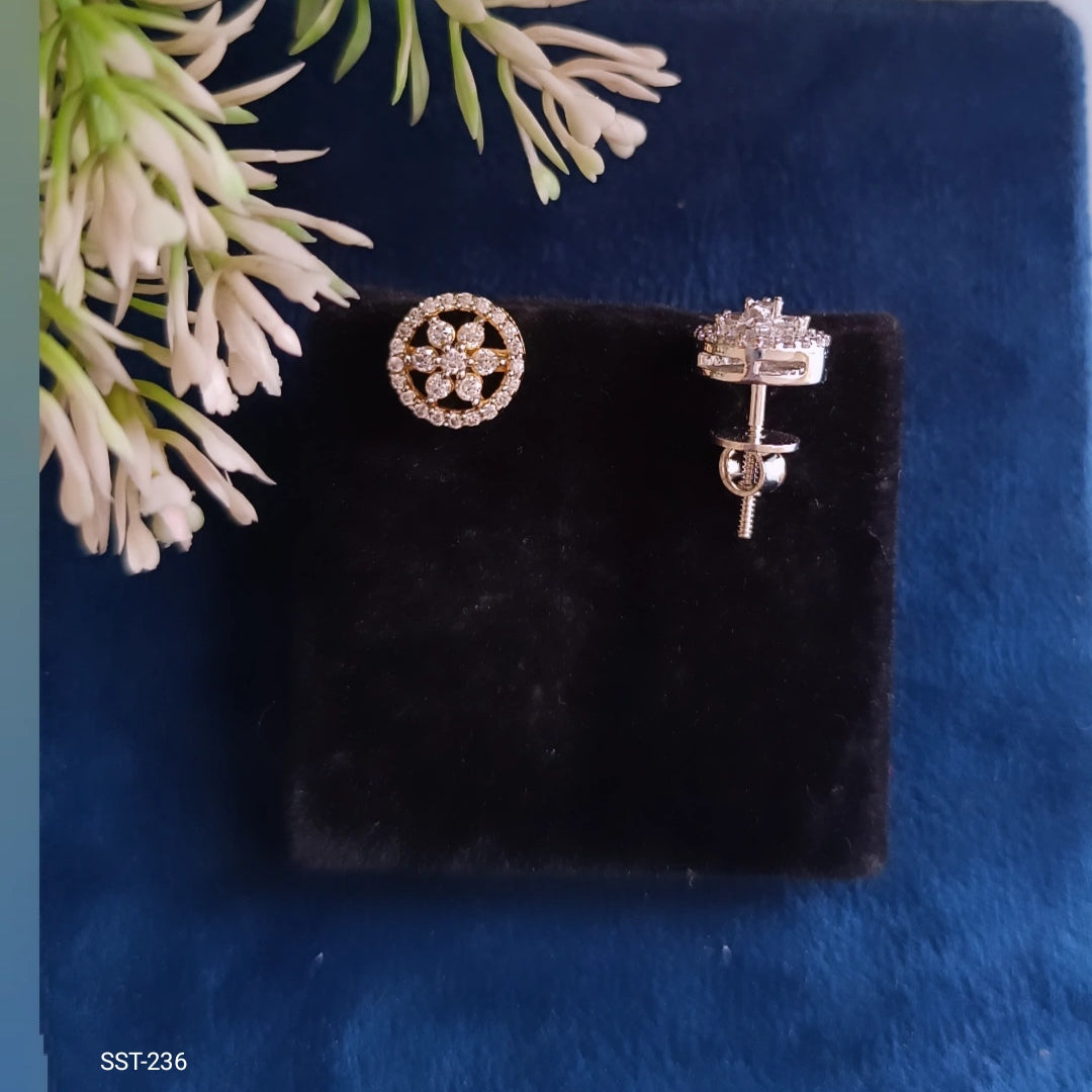 SST 236 | DAZZLING FLORAL DIAMOND STUD EARRINGS
