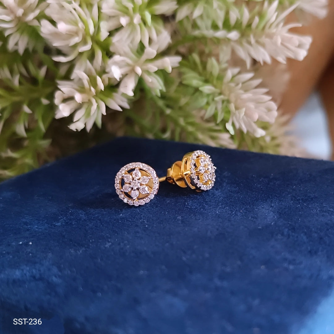 SST 236 | DAZZLING FLORAL DIAMOND STUD EARRINGS