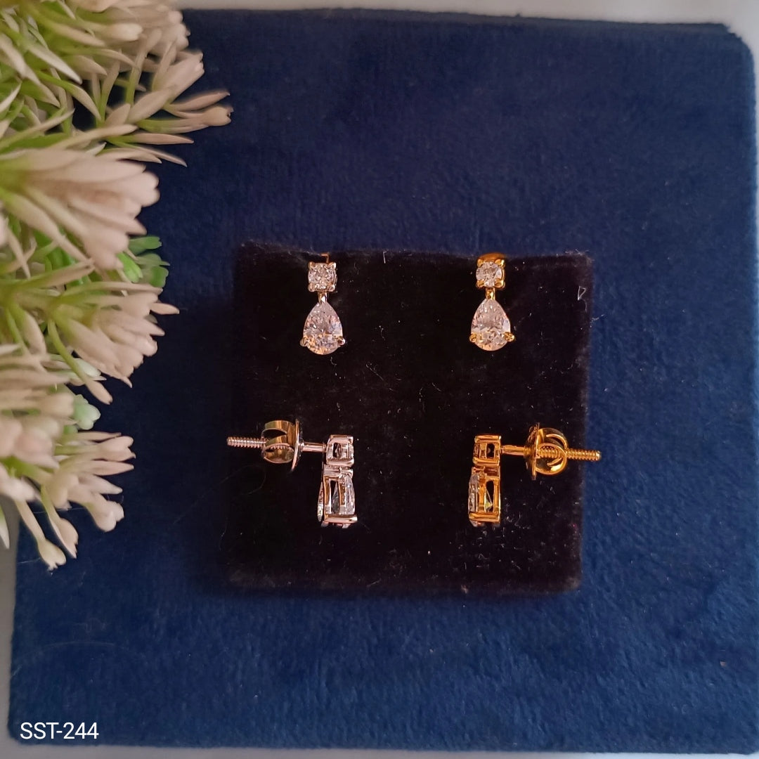 SST 244 | PEAR-SHAPED DROP EARRINGS