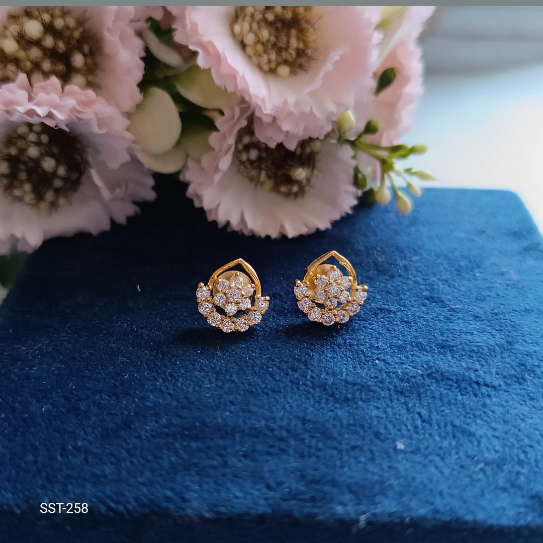 SST 258 | CRESCENT DIAMOND EARRINGS