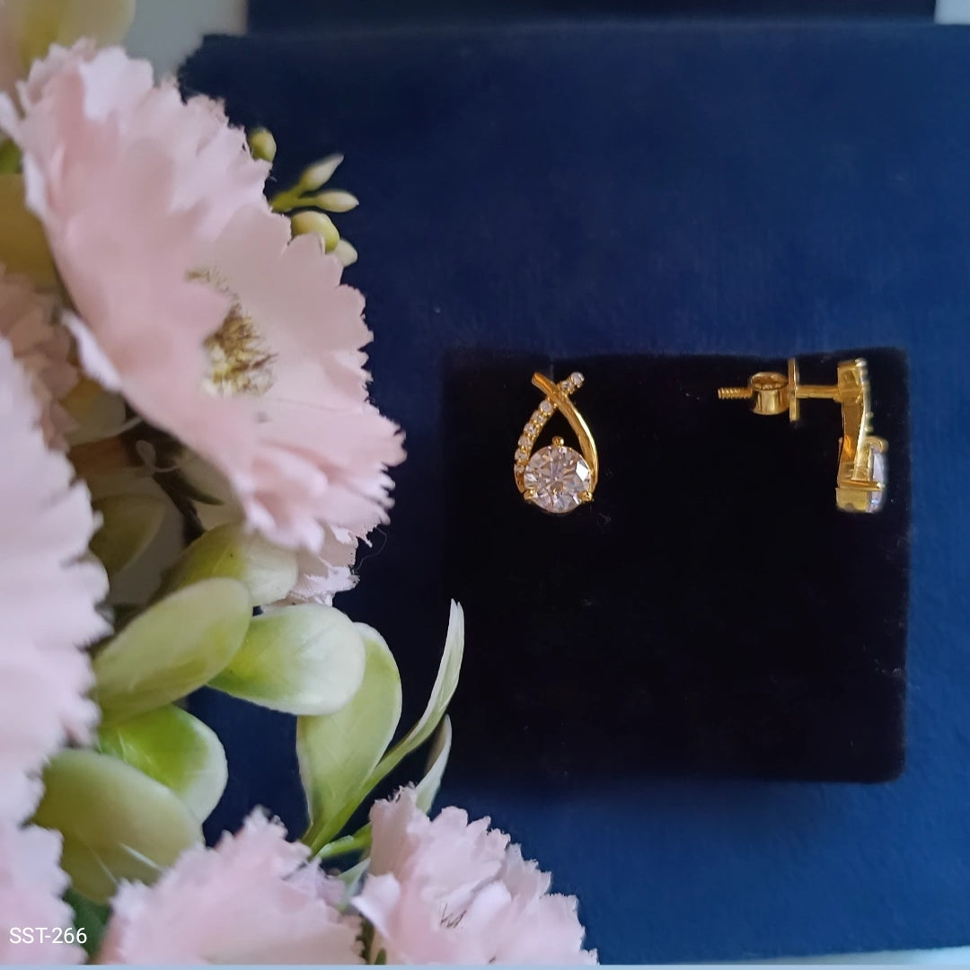 SST 266 | ARCHED DIAMOND EARRINGS