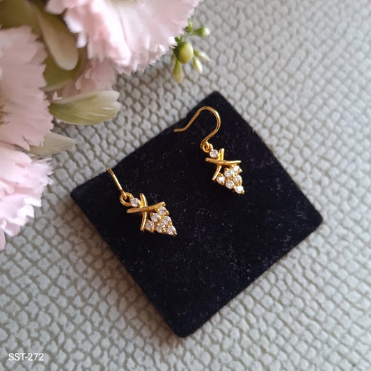 SST 272 | ELEGANT TEAR DROP ACCENT EARRINGS