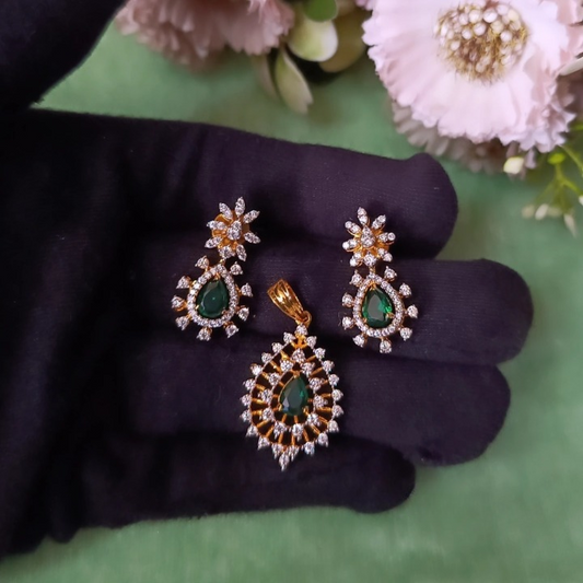 SST 271 + 162 | PENDENT AND EARRINGS SET