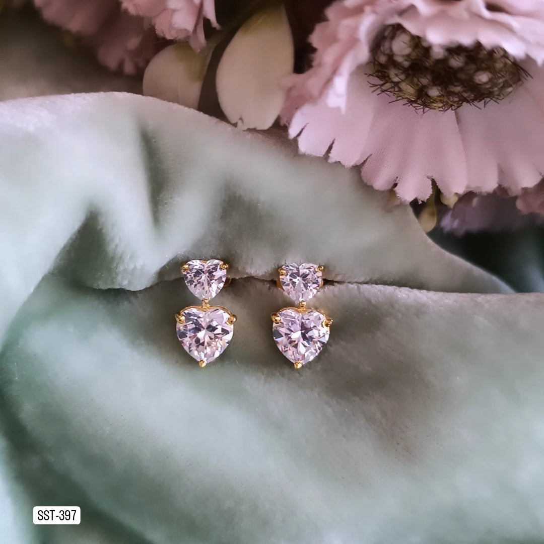 SST 397 | HEART-SHAPED DIAMOND STUD EARRINGS
