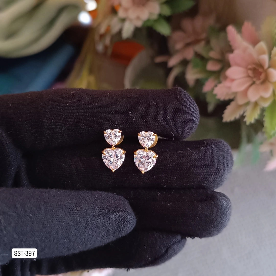 SST 397 | HEART-SHAPED DIAMOND STUD EARRINGS