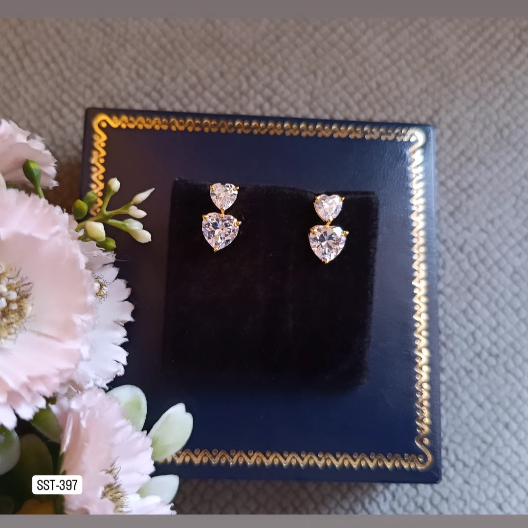 SST 397 | HEART-SHAPED DIAMOND STUD EARRINGS