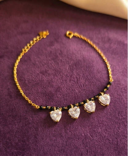 SST 584 | HEART CHARM HAND MANGALSUTRA