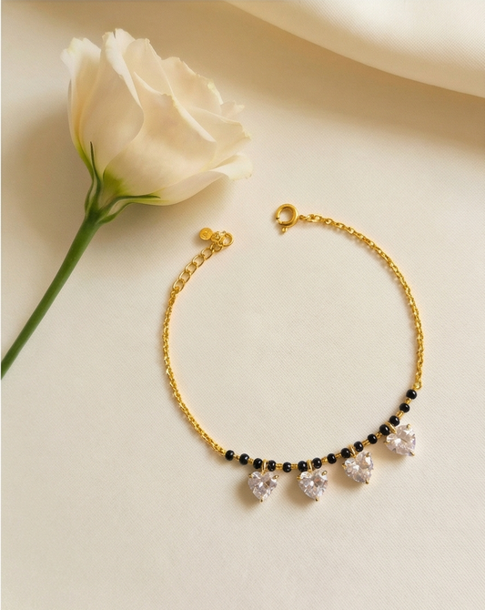 SST 584 | HEART CHARM HAND MANGALSUTRA