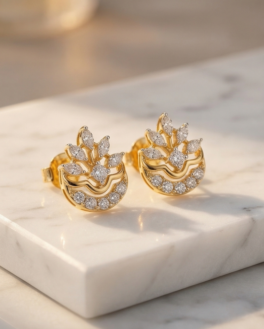 SST 575 | ROYAL CRESCENT DIAMOND-INSPIRED STUD EARRINGS