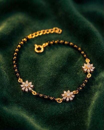 SST 545 | FLOWER HAND MANGALSUTRA
