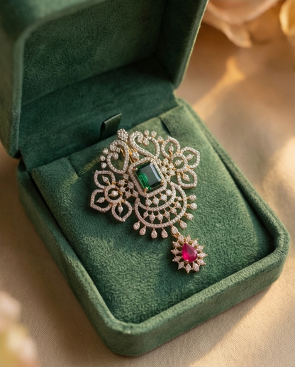 SST 568 | EMERALD FILIGREE STATEMENT BROOCH PENDANT