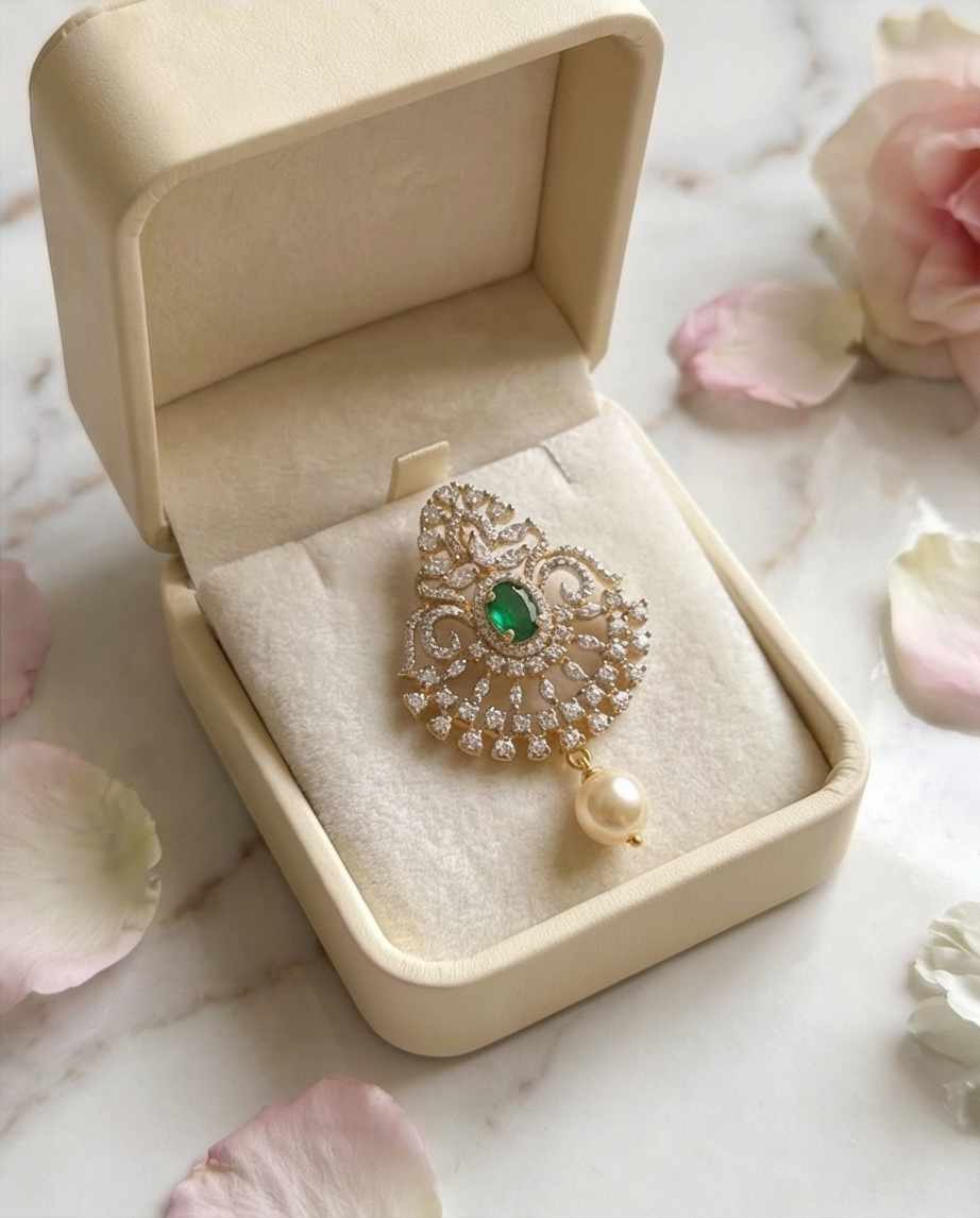 SST 558 | EMERALD RADIANCE PENDANT