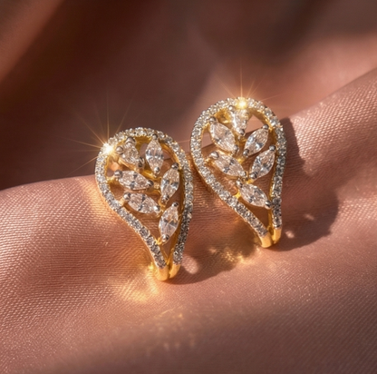 SST 551 | LUMINOUS PEAR DROP EARRINGS