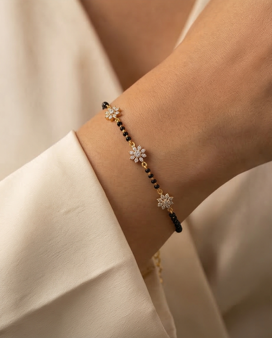 SST 545 | FLOWER HAND MANGALSUTRA