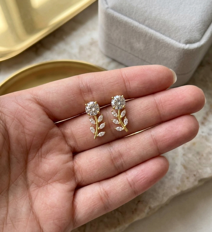 SST 335 | LEAF DESIGN EARRINGS