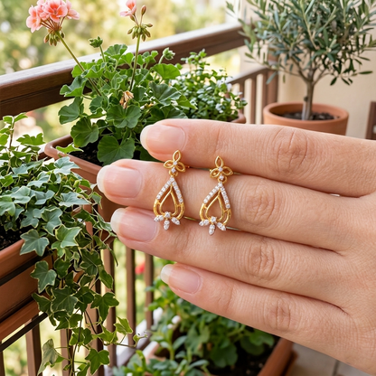 SST 476 | CZ TEARDROP DANGLER EARRINGS - DELICATE SPARKLE