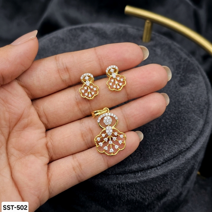 SST 502 | FLORAL PENDANT AND EARRING SET WITH SPARKLING STONES