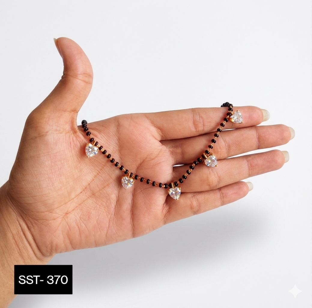 SST 370 | HEART-SHAPED PENDANT TANMANIYA