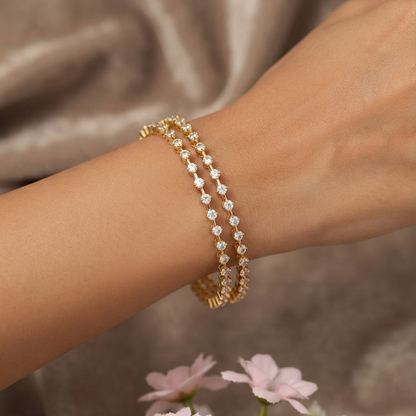 SST 340 | ELEGANT ROUND STONE EMBELLISHED BANGLE SET