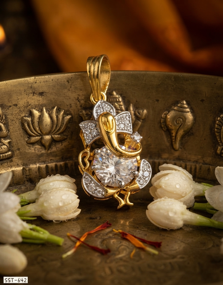 SST 642 | DIVINE GANESHA LOTUS PENDANT