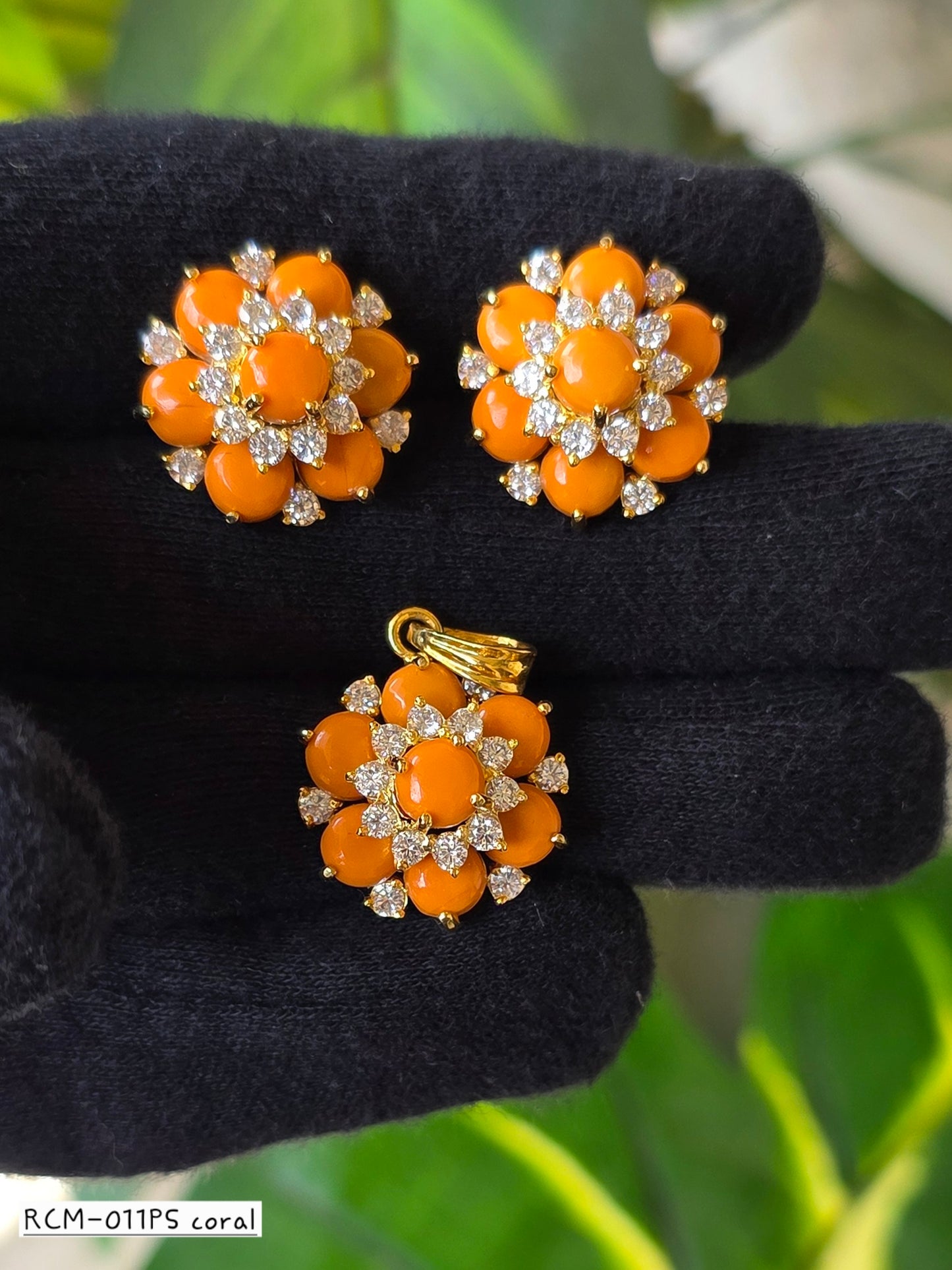 RCM 011PS CORAL | PENDENT AND EARRINGS SET