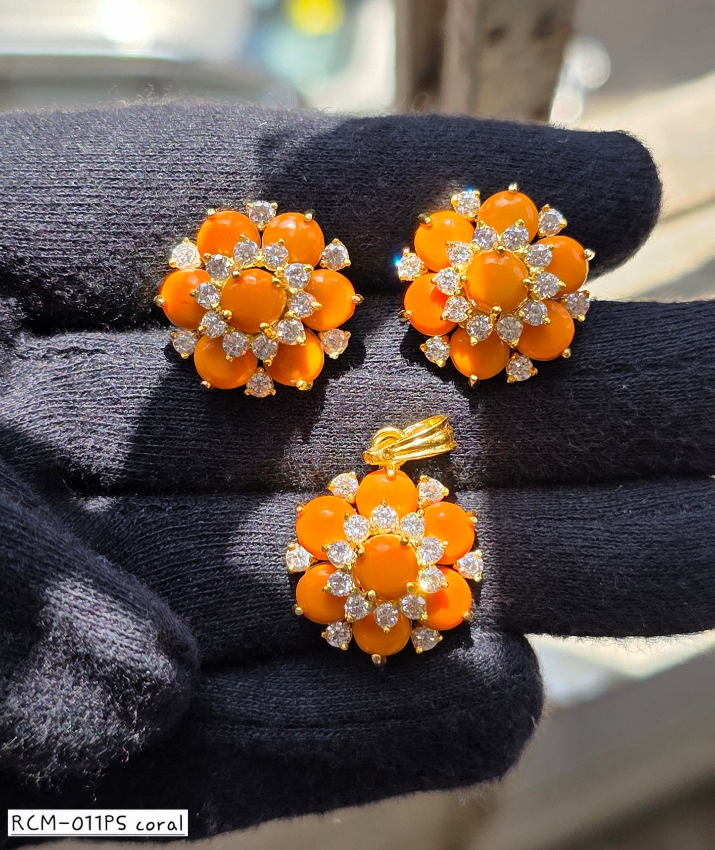 RCM 011PS CORAL | PENDENT AND EARRINGS SET