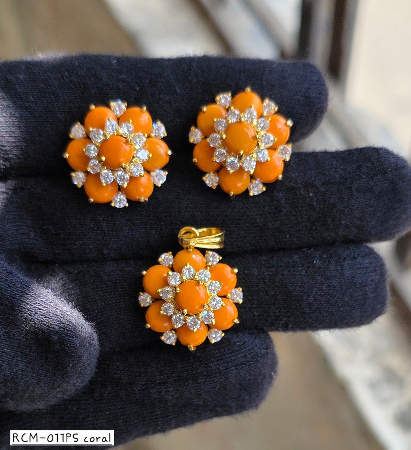 RCM 011PS CORAL | PENDENT AND EARRINGS SET