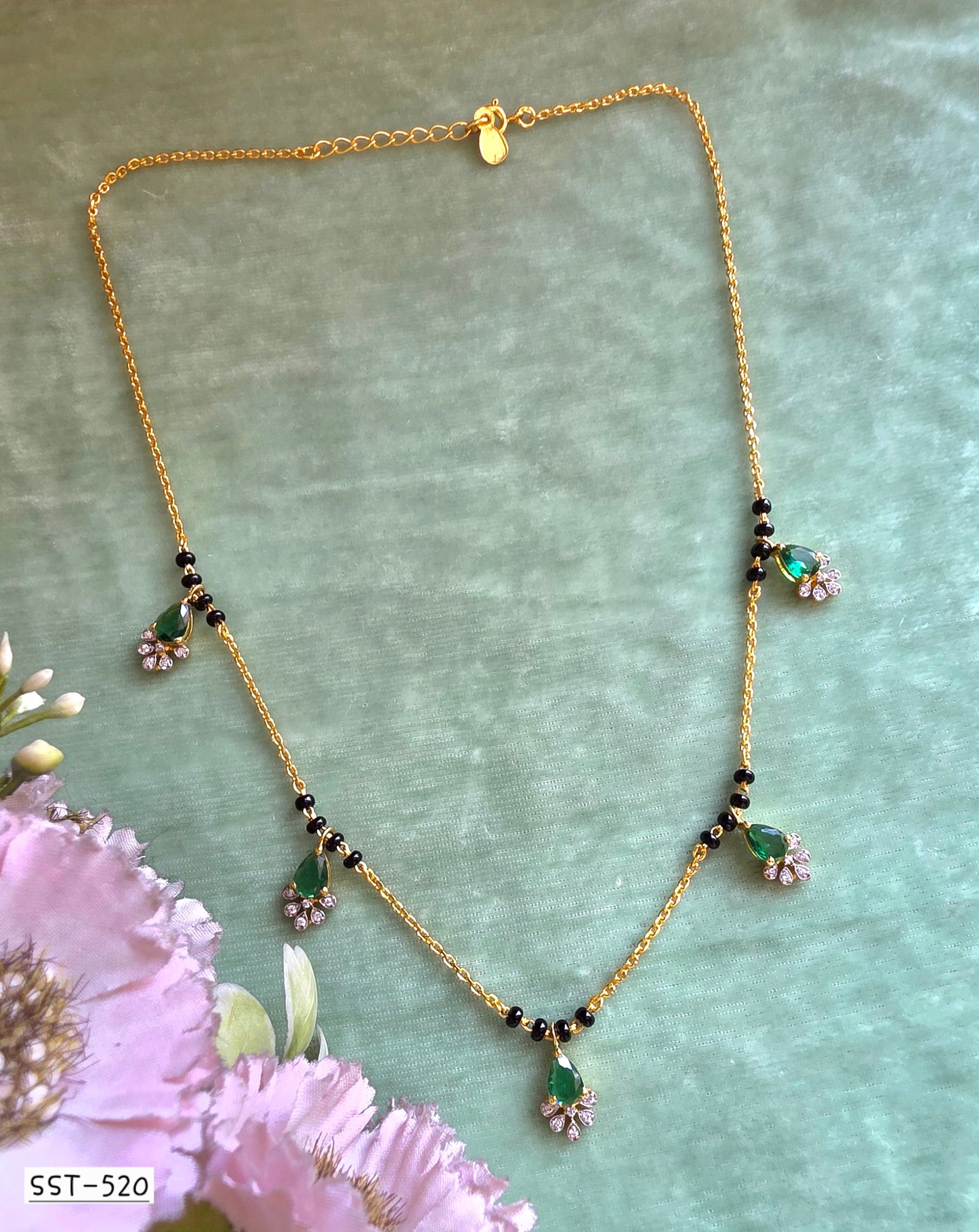 SST 520Green | EMERALD BLOSSOM MANGALSUTRA