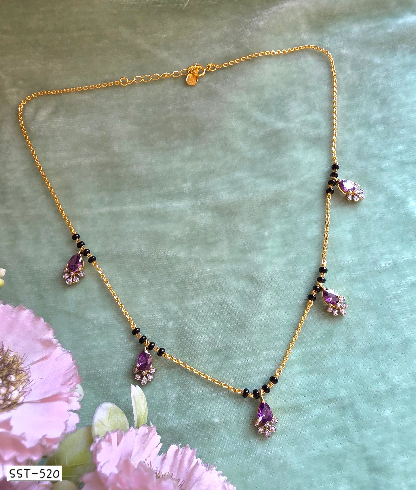 SST 520Amt | EMERALD BLOSSOM MANGALSUTRA