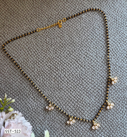 SST 523 | TRADITIONAL CRYSTAL MANGALSUTRA