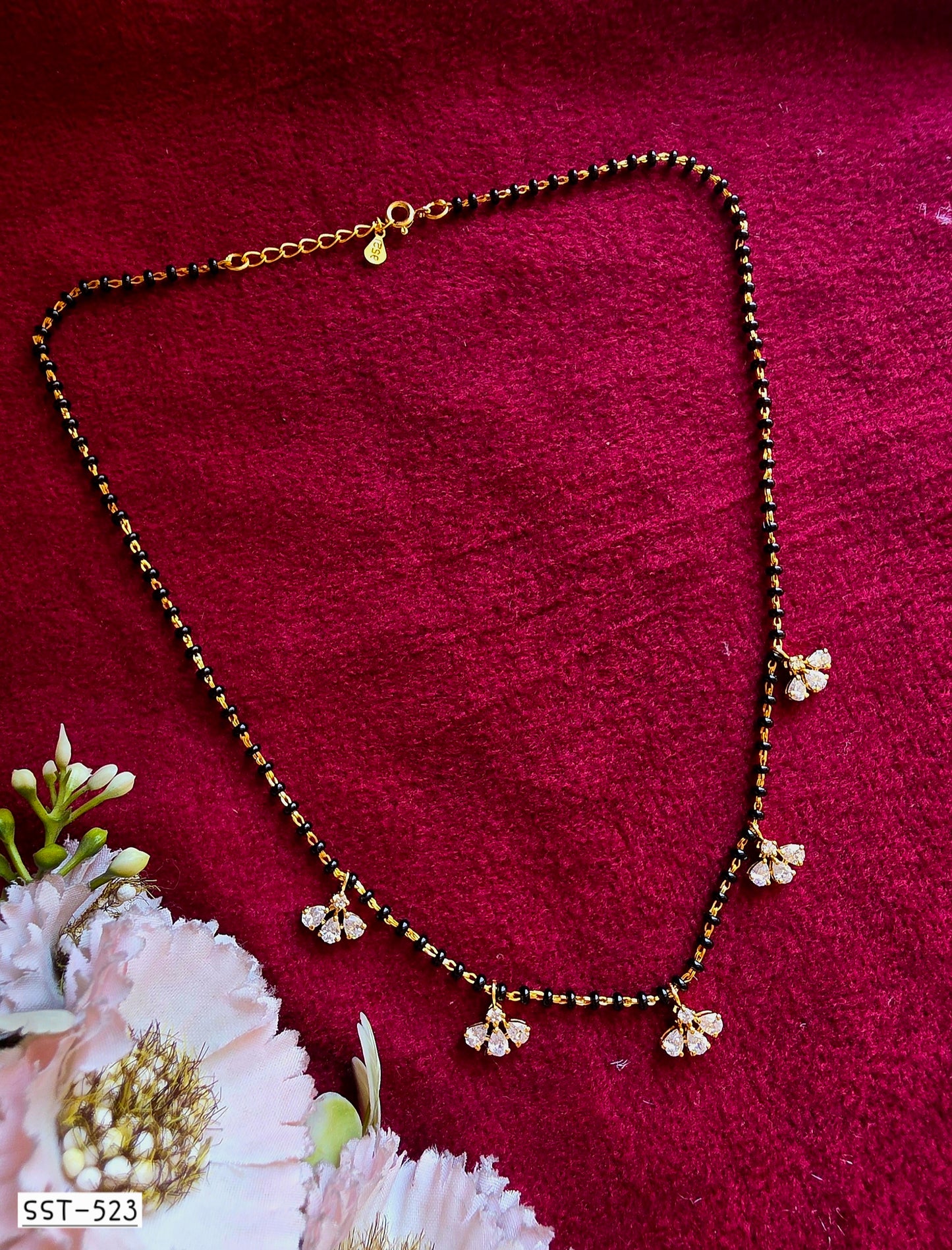 SST 523 | TRADITIONAL CRYSTAL MANGALSUTRA
