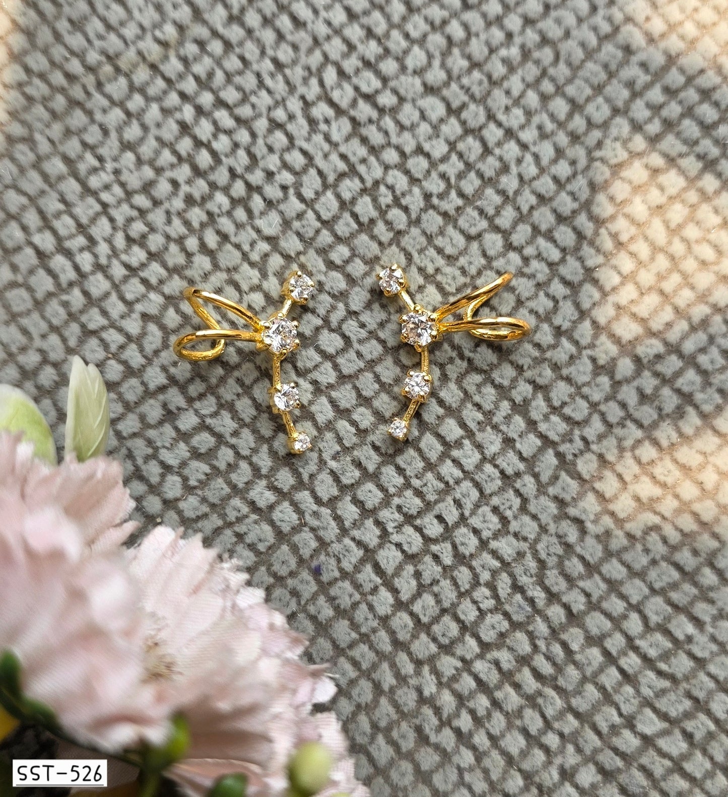 SST 526 | UPPER EARCUFF