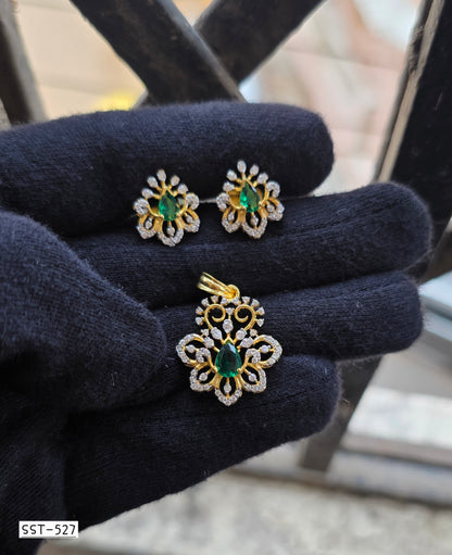 SST 527 | EMERALD RADIANCE PENDANT AND EARRINGS SET