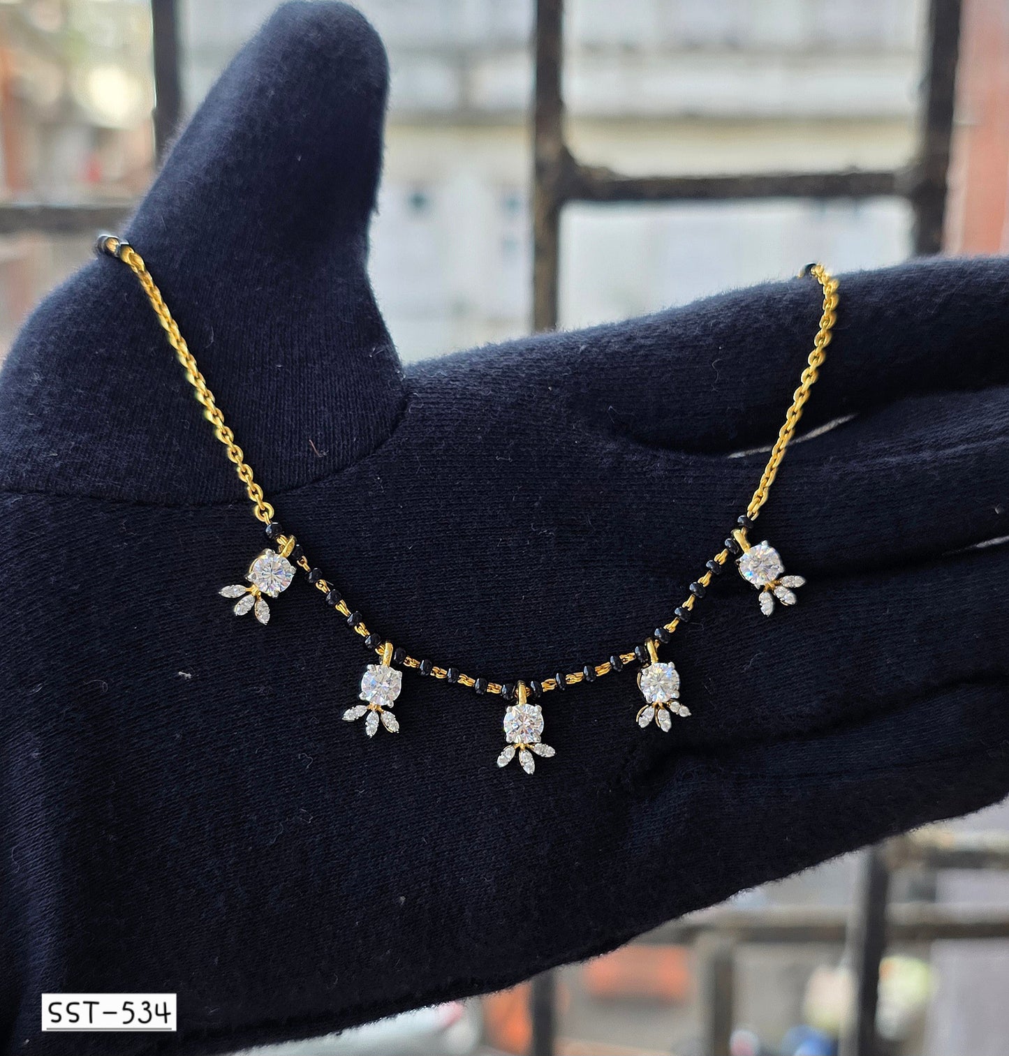 SST 534WHITE | EMERALD GRACE TANMANIYA