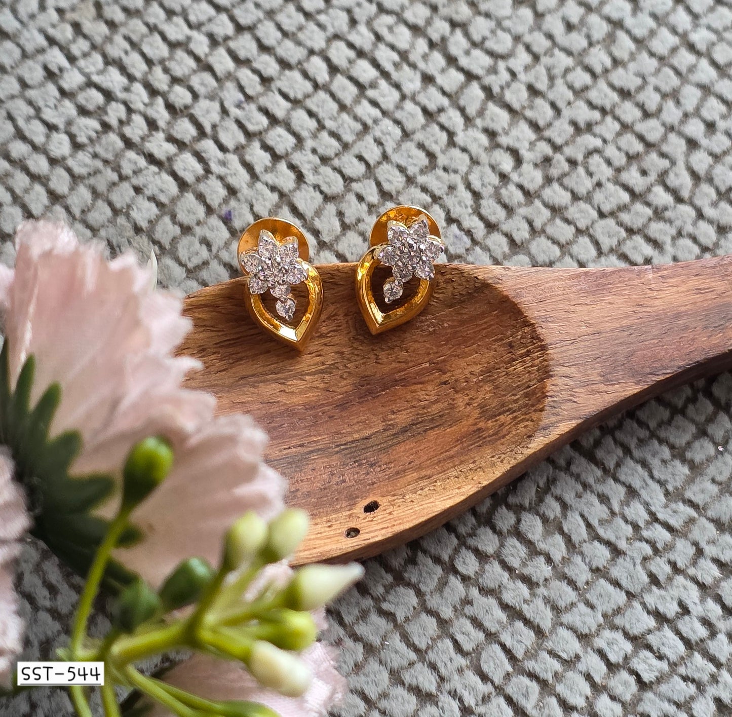 SST 544 | HEARTSHINE GEM EARRINGS