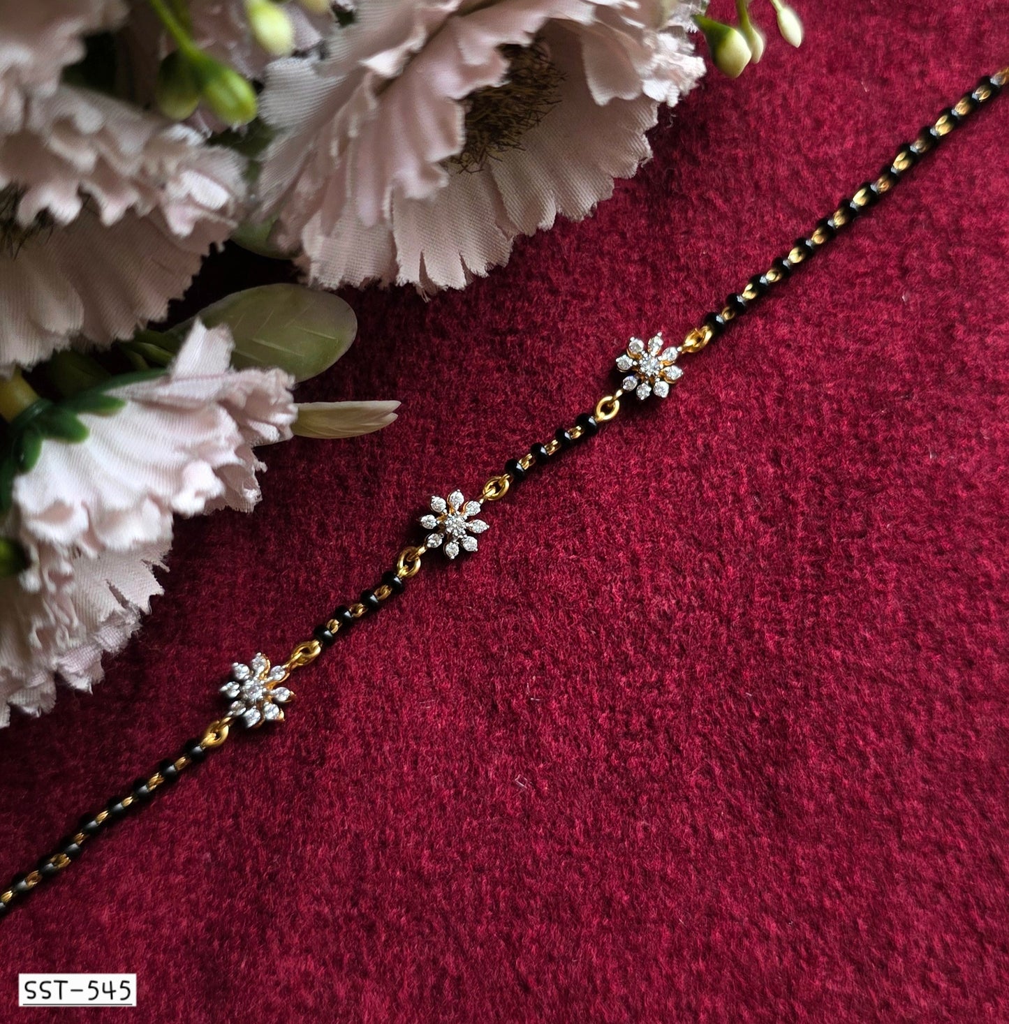 SST 545 | FLOWER HAND MANGALSUTRA