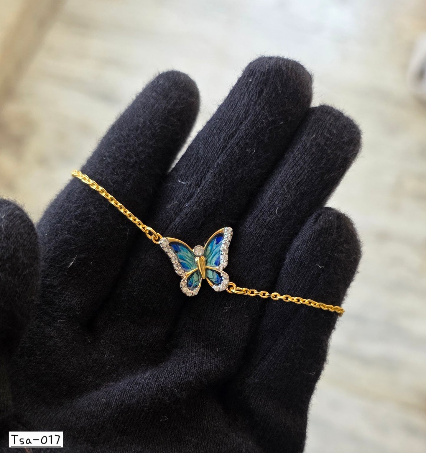 TSA 017 | ELEGANT BUTTERFLY CHARM BRACELET
