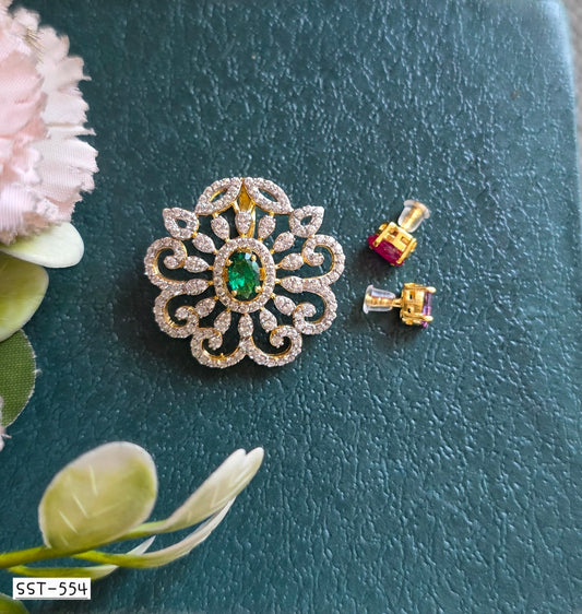 SST 554 |EMERALD FLORAL PENDANT
