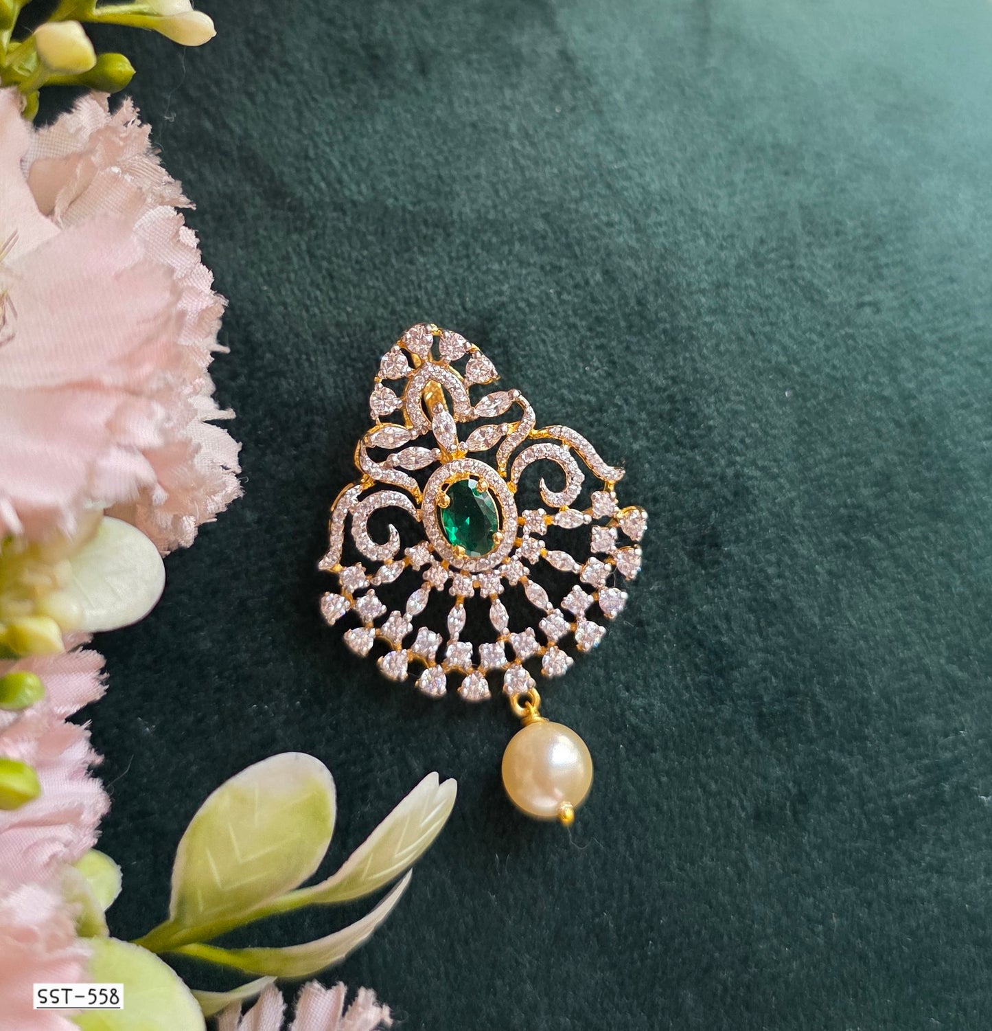 SST 558 | EMERALD RADIANCE PENDANT