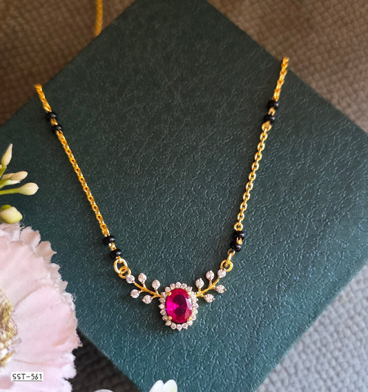 SST 561DB RED| ELEGANT EMERALD DELIGHT NECKLACE