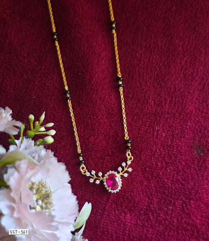 SST 561DB RED| ELEGANT EMERALD DELIGHT NECKLACE