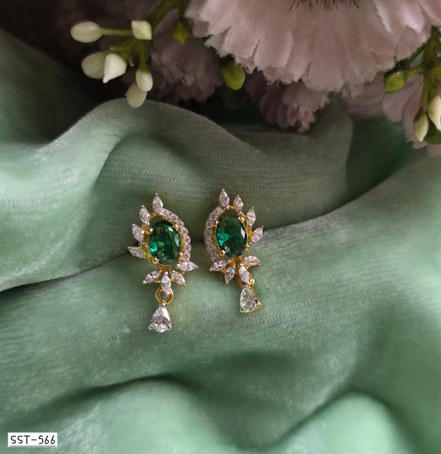 SST 566 | EMERALD BLOOM CZ STUD DROP EARRING